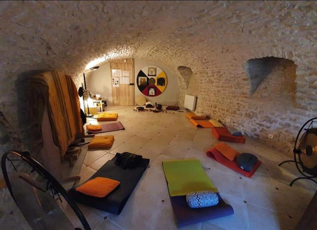 Bed and Breakfast La Source De Kali Bescherelles Exterior foto